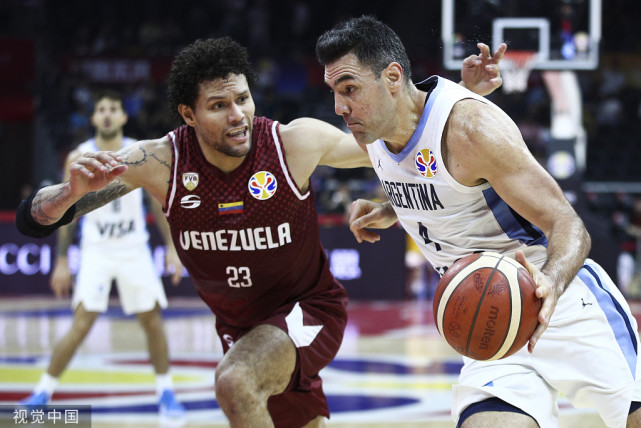  萨巴伦卡发球制胜轻取对手锁定四强