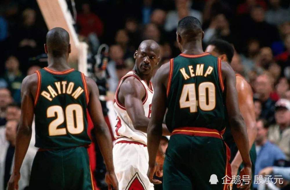  欧文灵动突破独行侠击溃太阳防线