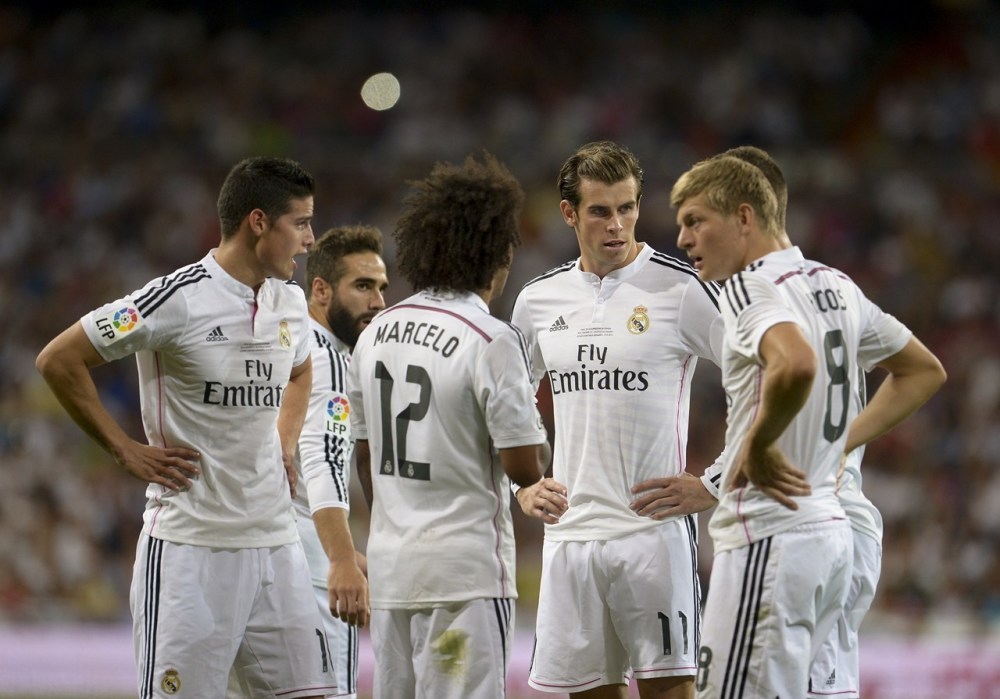  欧冠巅峰对决，皇马险胜拜仁慕尼黑