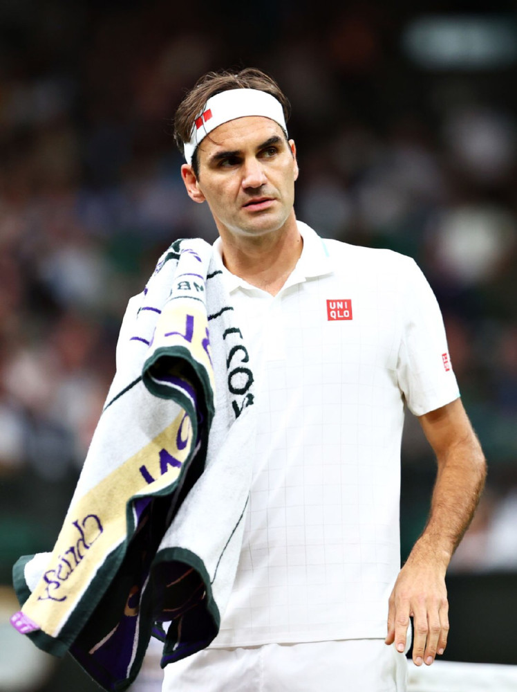  梅德韦杰夫鏖战五盘，苦战险胜挺进决赛