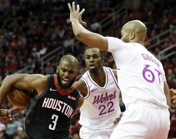  教练组运筹帷幄，针对性布阵收获奇效  