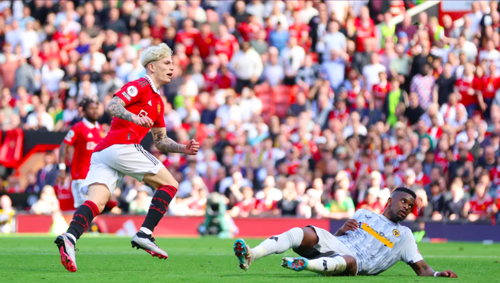  欧洲豪门激战正酣，足坛格局再生变局